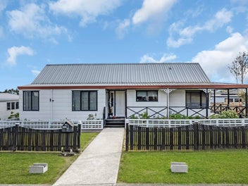 7 Crail Court, Totara Heights, Auckland