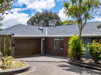 5 Ashfield Grove, Churton Park, Wellington