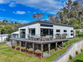 20 Ross Place, Whiritoa, Waihi