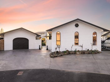 9 Cascade Place, Chartwell, Hamilton