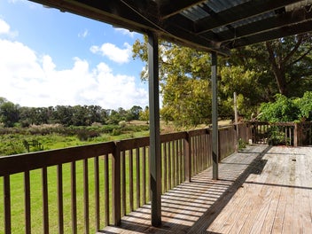 3403 South Head Road, Helensville