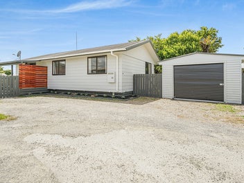 20B Garland Drive, St Andrews, Hamilton