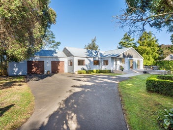 7 Pickwick Road, Otamatea, Whanganui