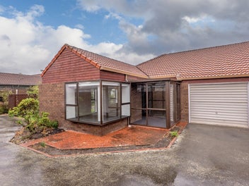 2/146 Stanmore Road, Linwood, Christchurch