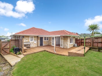 21 Britton Avenue, Mount Roskill, Auckland