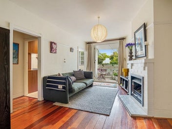 2/2 Herne Bay Road, Herne Bay, Auckland