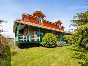 115C Barrett Road, Whalers Gate, New Plymouth