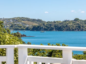 80 Coromandel Road, Oneroa, Waiheke Island