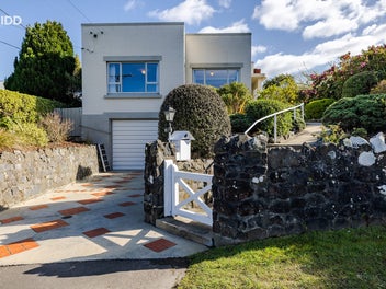 217 Highcliff Road, Shiel Hill, Dunedin