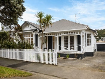 202 Clyde Street, Island Bay, Wellington