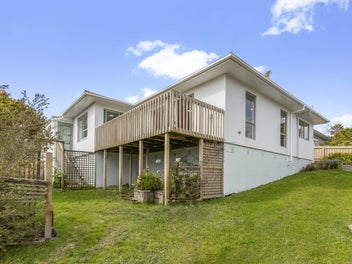 1/43 Sungrove Rise, Sunnyvale, Auckland