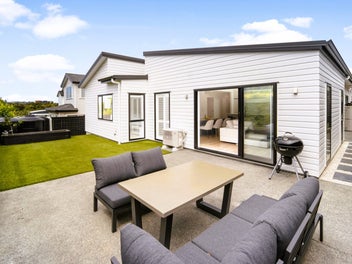 2 Waitā Lane, Hobsonville, Auckland