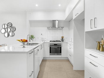 7 Pukewhero Rise, Westgate, Auckland