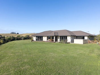 80 Silverton Road, Poraiti, Napier