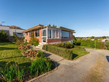 24 Hill View Crescent, Highfield, Timaru