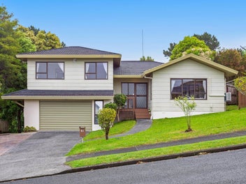 14 Deverell Place, Northcross, Auckland