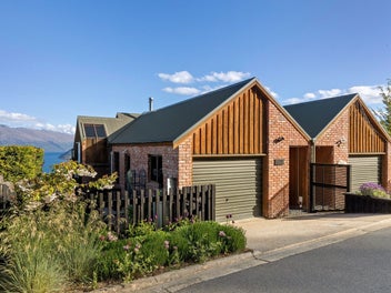 138A Wynyard Crescent, Fernhill, Queenstown