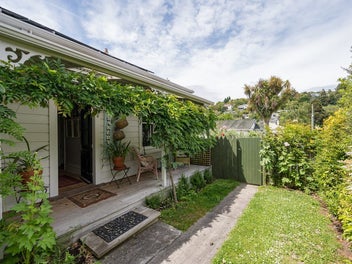 6 Rentone Street, Stepneyville, Nelson
