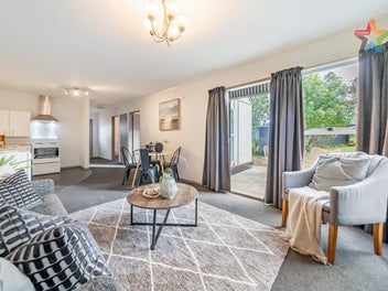 6/17 Cedar Street, Maungaraki, Lower Hutt