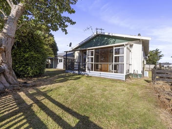 14 Waihi Road, Hawera