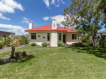 5 Douglas McLean Avenue, Marewa, Napier