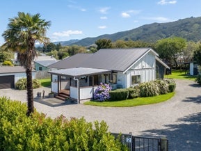 2 Orion WAY, Featherston, Welington