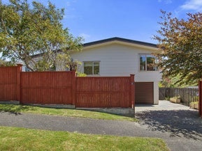49 Waipounamu Drive, Kelson, Lower Hutt