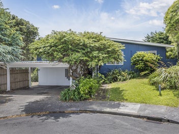 12 Florio Terrace, Tawa, Wellington