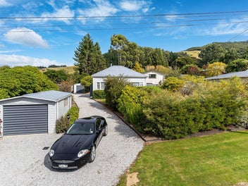 93 Hall Road, Sawyers Bay, Port Chalmers