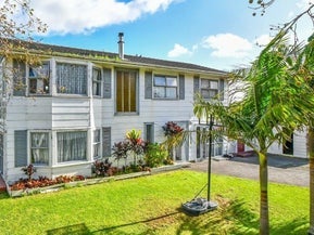 62 Sikkim Crescent, Clover Park, Auckland