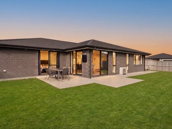 25 Dumas Place, Rosehill, Papakura