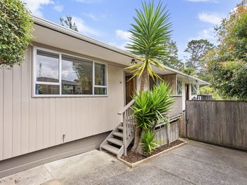 10 Kawaka Street, Titirangi, Auckland
