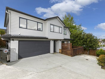 8B Dallinghoe Crescent, Milford, Auckland