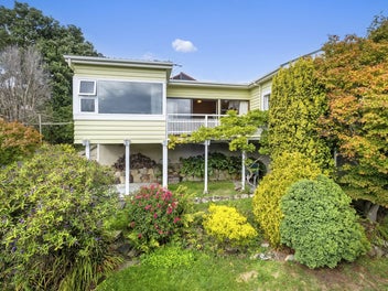 43 Signal Hill Road, Opoho, Dunedin