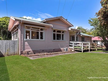 2 Caius Avenue, Gonville, Whanganui