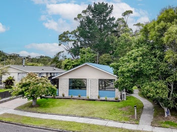 182 Jollie Street, Hokitika