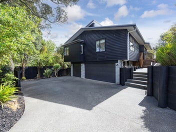 20A Wattle Street, New Lynn, Auckland