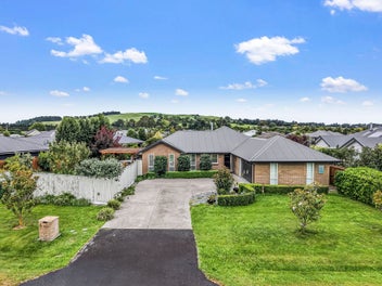 6 Ormandy Court, Amberley, Amberley