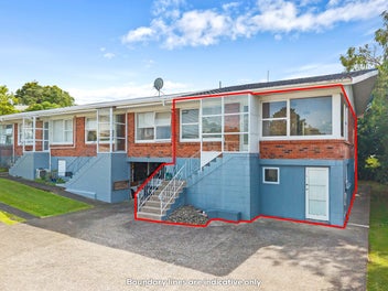 1/11 Evelyn Place, Hillcrest, Auckland