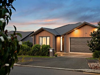 8 Buddle Road, Pukekohe, Auckland