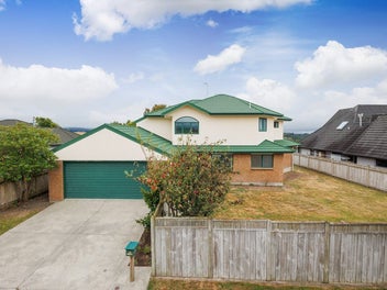140 Pacific Drive, Fitzherbert, Palmerston North