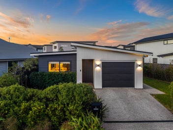 6 Pateke Drive, Kenepuru, Porirua