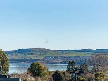 1/81 Shepherd Road, Waipahihi, Taupo