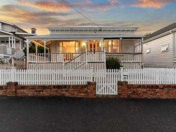 1/16 Richmond Avenue, Northcote Point, Auckland