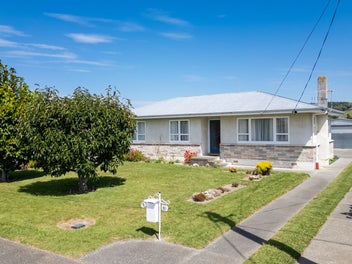 14 Windsor Terrace, Taradale, Napier