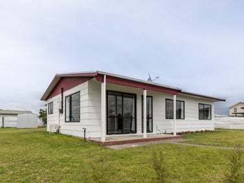 3 Holmes Place, Flaxmere, Hastings