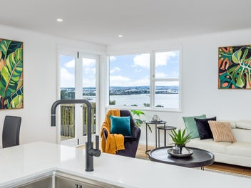 2A Hoskins Avenue, Hillsborough, Auckland
