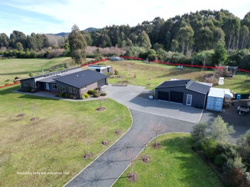 24 Oakdale Drive, Taupo