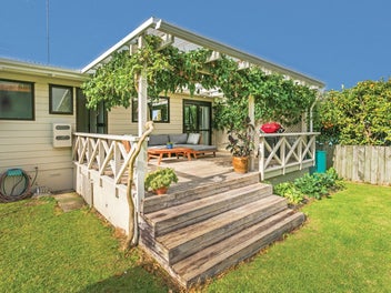 311 Main Sh25 Road, TAIRUA, Tairua
