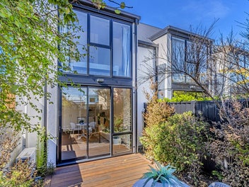 3/90 Edgeware Road, St Albans, Christchurch